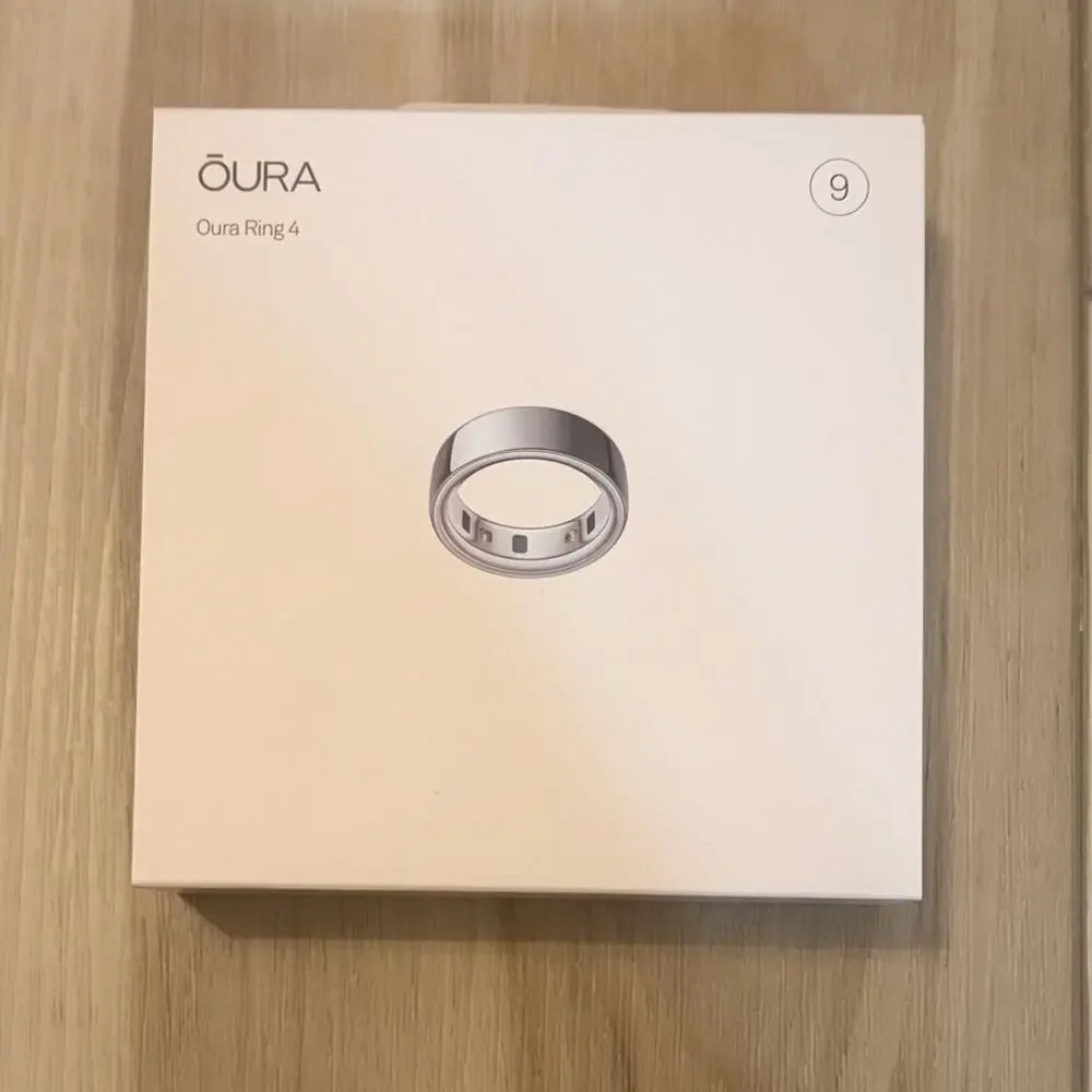Oura Ring Size 9 Silver Brand New in Box Smart Sleep Fitness Health Tracker